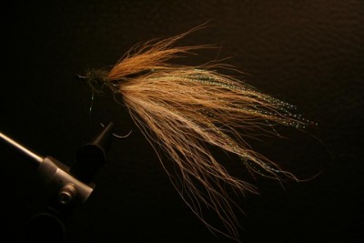 Streamer 001.JPG (48.96 KiB) 7374 mal betrachtet Bucktail Icelandic Flash Hair und Kristal Flash