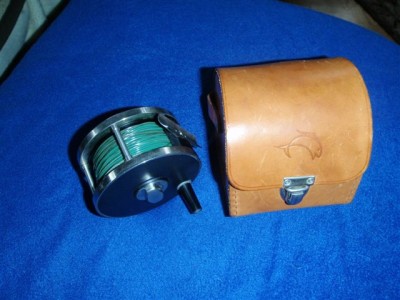 Gesamtansicht mit Lederbox