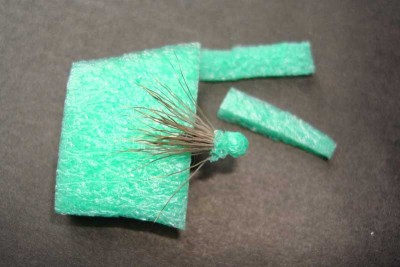 DSC06875 Balloon Caddis mit Isoliermaterial_2.jpg