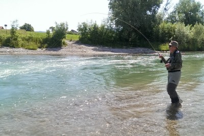 IMAG2240-web.jpg (215.95 KiB) 8091 mal betrachtet Fischen mit Paul - 2014