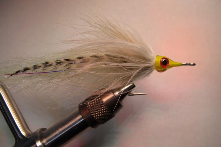 Tarponfliege mit viel Marabou und schlankerem, verjüngten Schwanz