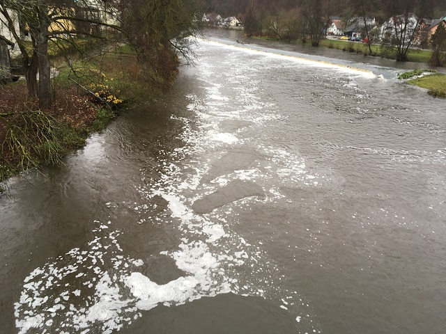 1. Gülle Naab Wehr Pielenhofen 11.2017.JPG